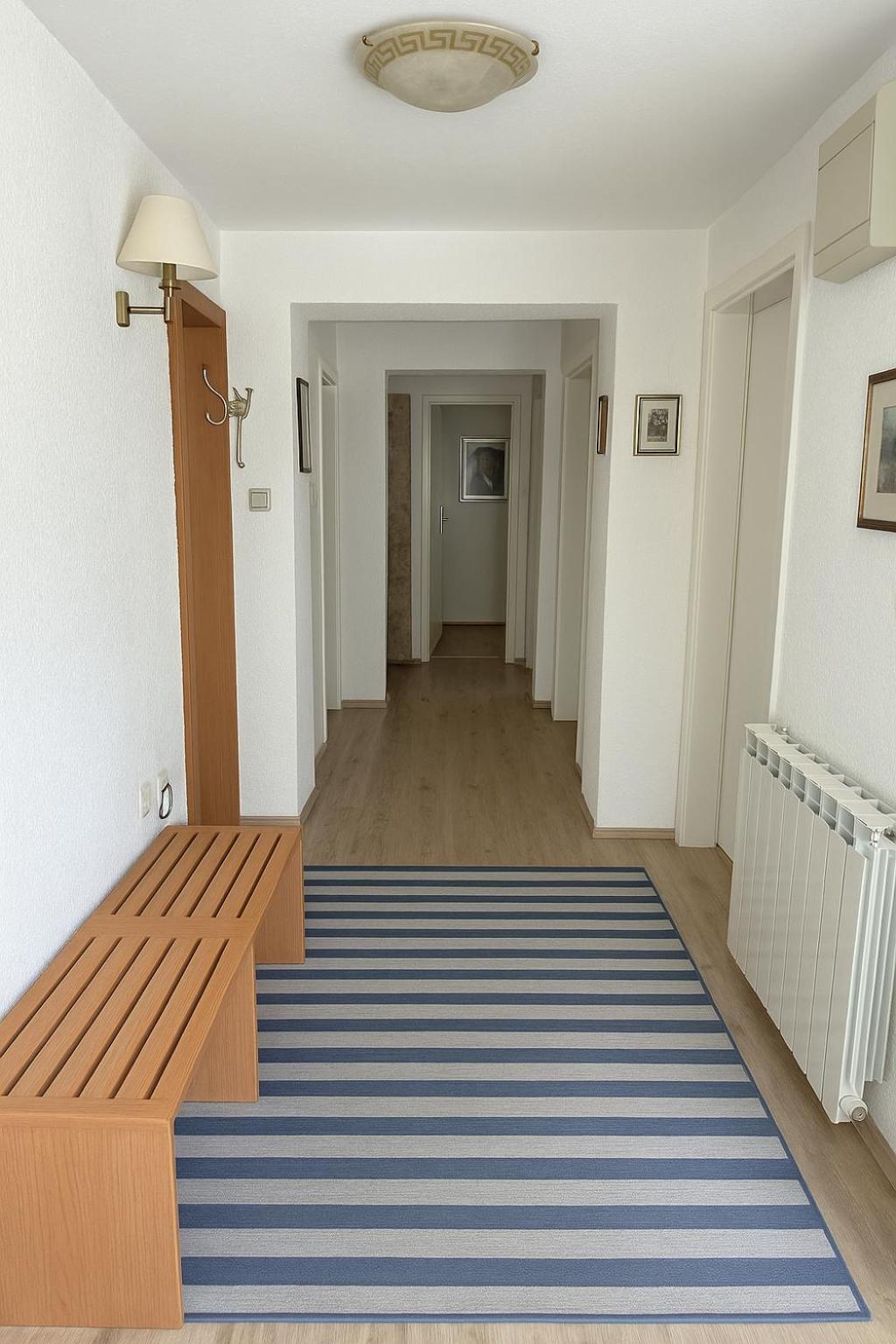 28 Apartament Jezerce